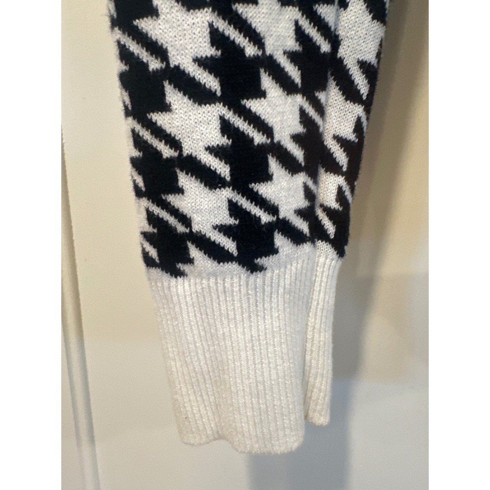 Preppy a new day Houndstooth Cardigan Sweater Black White XS Button Front cotton - Picture 4 of 7